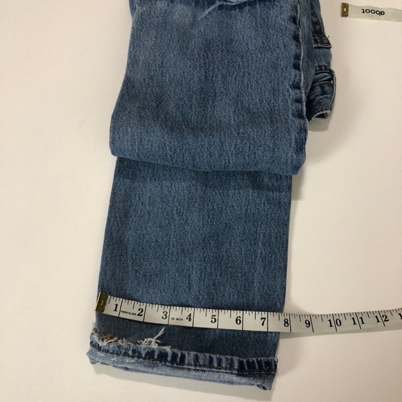 Vintage Levi's 505 Butt Rip Jeans - Picture 6 of 7